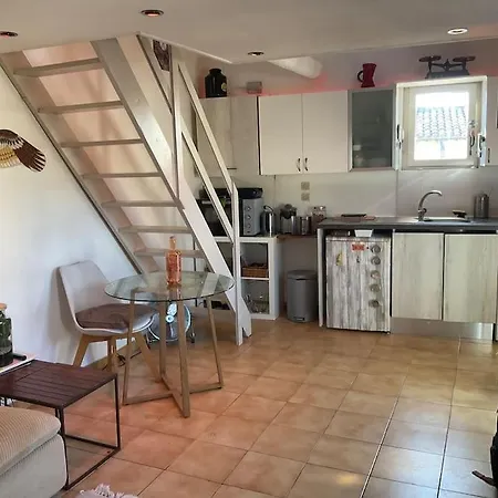 1 Chb, Calme, Lumineux, Clim, Terrasse Appartement *